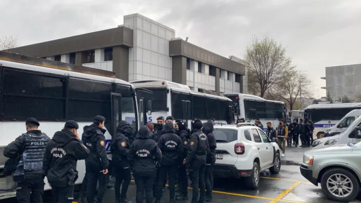 3 ilde tapuda rüşvet operasyonu: 79 gözaltı
