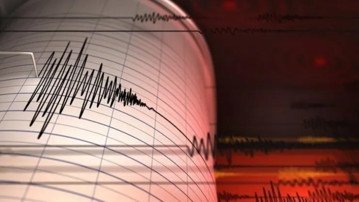 4.4 büyüklüğünde deprem