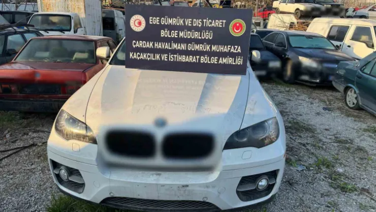 Kocaeli'de operasyon! 7 lüks otomobile el konuldu