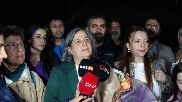 Gültan Kışanak Kandıra Cezaevi'nden tahliye edildi