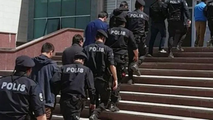 6 ilde dev FETÖ operasyonu