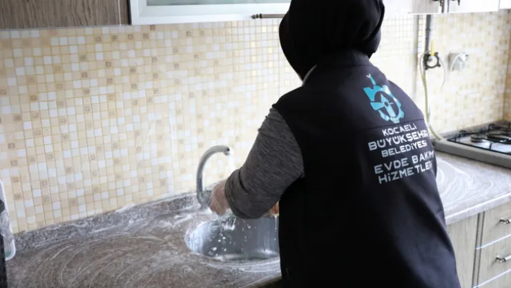 7 bin 841 ev temizliği 36 bin 743 öz bakım hizmeti
