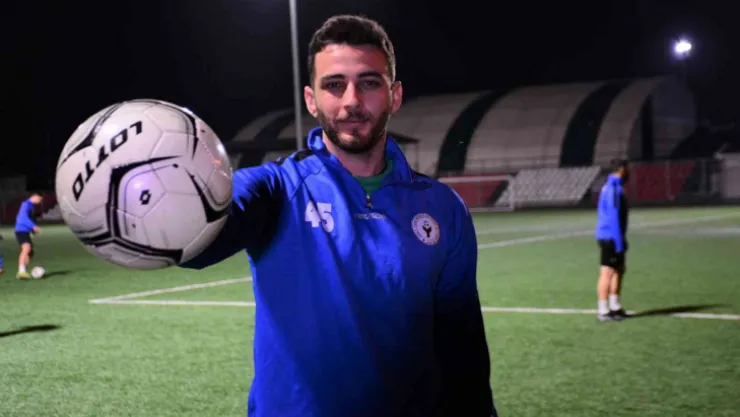 Kaleciliğe küsüp forvete geçti, golcülüğüyle rakiplere bela oldu