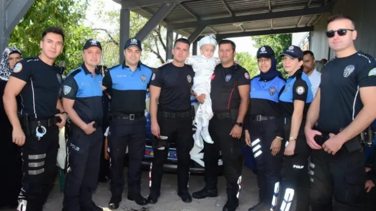 Minik İbrahim kansere yenildi