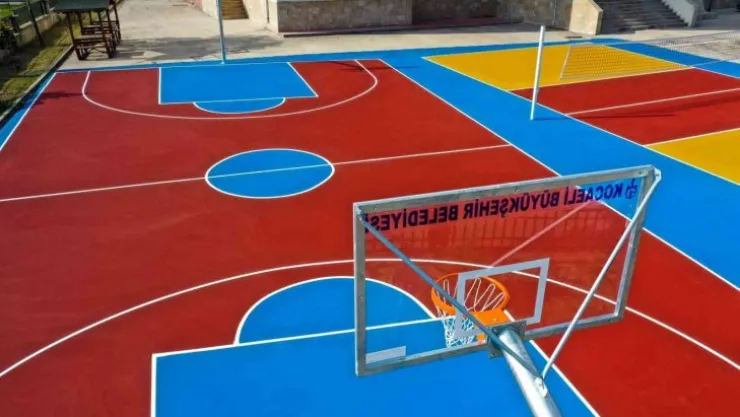 92 okula basketbol ve voleybol sahası yapıldı
