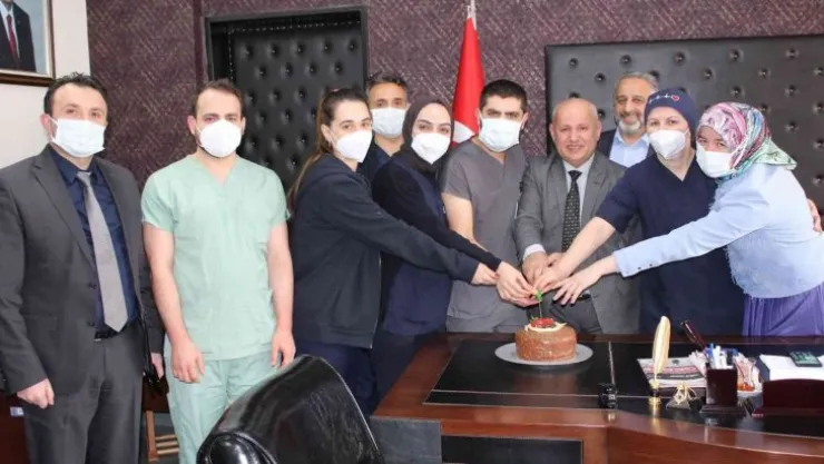 Acil tıp teknisyenleri ve teknikerlerini unutmadılar