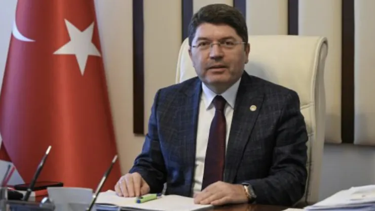 Adalet Bakanı Tunç İsrail'in savaş suçu işlediğini söyledi