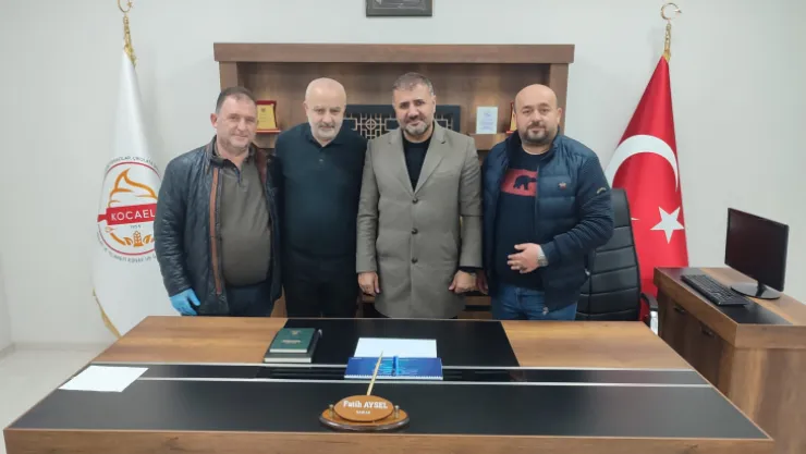 Adaylığını geri çeken Eldoğan ziyaretlere devam ediyor