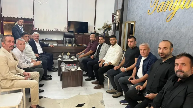 Ahmet Topuz'u ülkücü ailesi yalnız bırakmadı