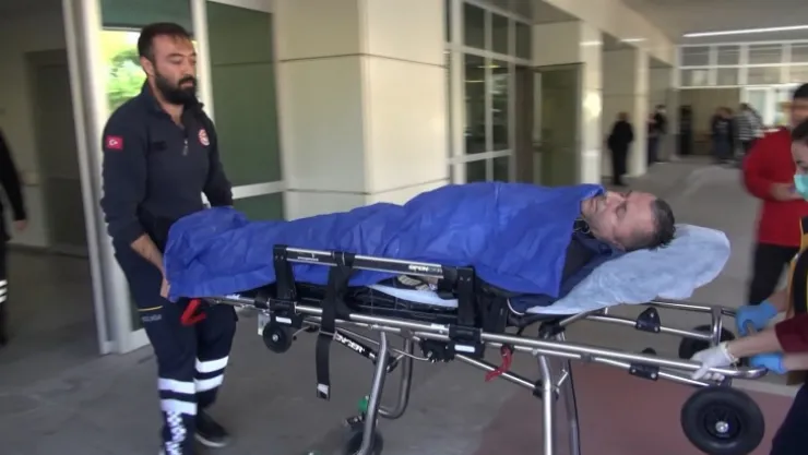 AK Partili meclis üyesine silahlı saldırı!