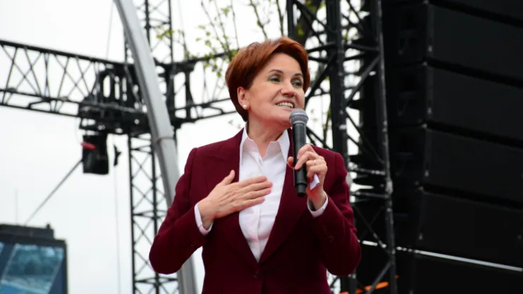 Akşener: Evet mührünün bir tanesini Kemal'e vuracaksınız, bir tanesini de Meral'e vuracaksınız