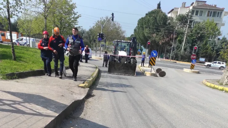 Delinen doğal gaz borusu ekipleri harekete geçirdi