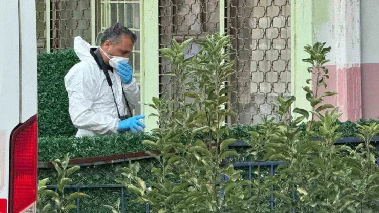 Anne ve 5 yaşındaki kızı evde ölü bulundu