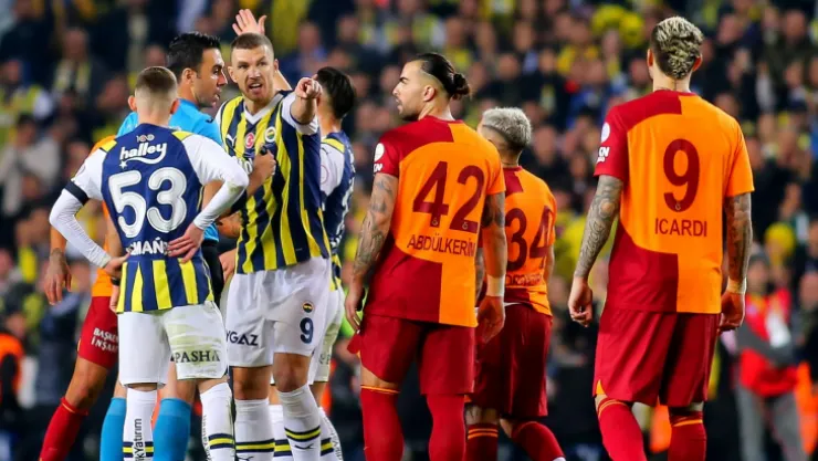 Arabistan'daki maçta 'Atatürk' ve 'Cumhuriyet' krizi: Maça çıkmayız
