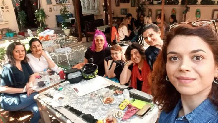 Arzen Sanat Evi'nde yazarlar buluşması