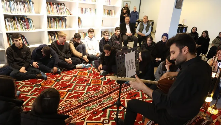 Aşık Veysel ölümünün 52. yıl dönümünde türküleri ile anıldı