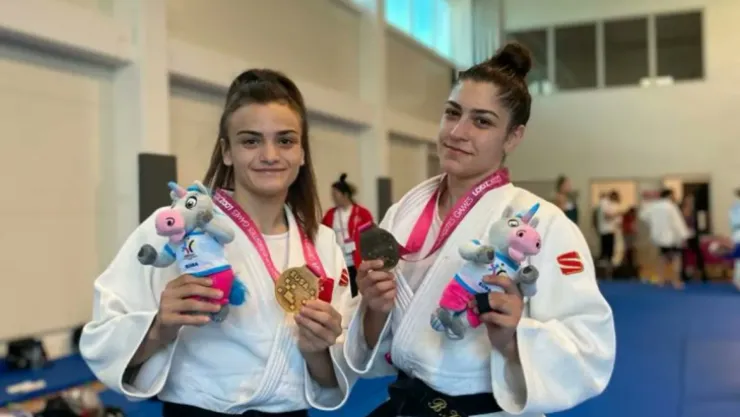 Avrupa Oyunlarında Kağıtspor fırtınası
