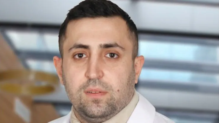 Azeri Doktor Aliyev Özel Cihan Hastanesi'nde 