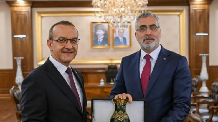 Bakan Işıkhan Kocaeli'de