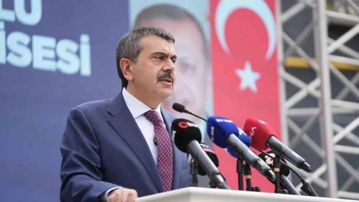 Bakan Tekin, yeni müfredatı onayladı