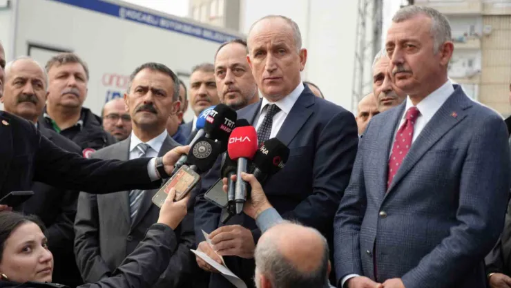 Bakan Yardımcısı Bulut'tan Gebze'de çöken bina hakkında açıklama