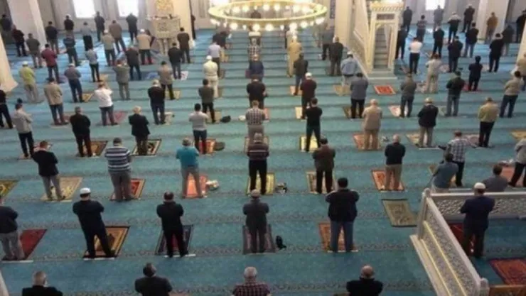 Bakanlıktan açıklama Cuma namazı kılınacak mı? 