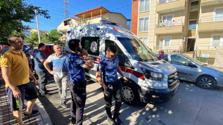 Elektrik akımına kapılan 2 kişi yaralandı