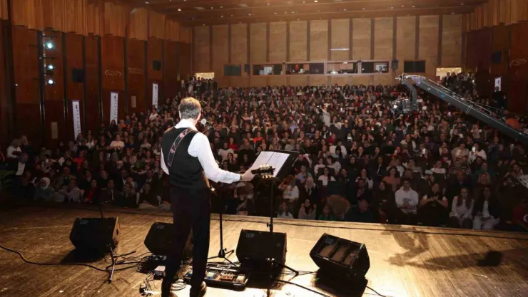 Barış Manço'nun şarkıları Kocaeli'de yankılandı