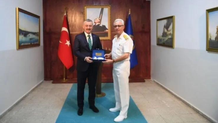 Başkan Büyükakın, Tümamiral Gedik'i ziyaret etti