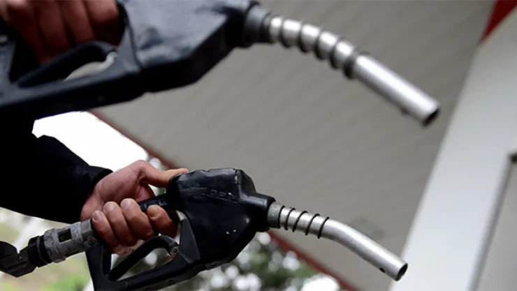Benzine indirim geliyor