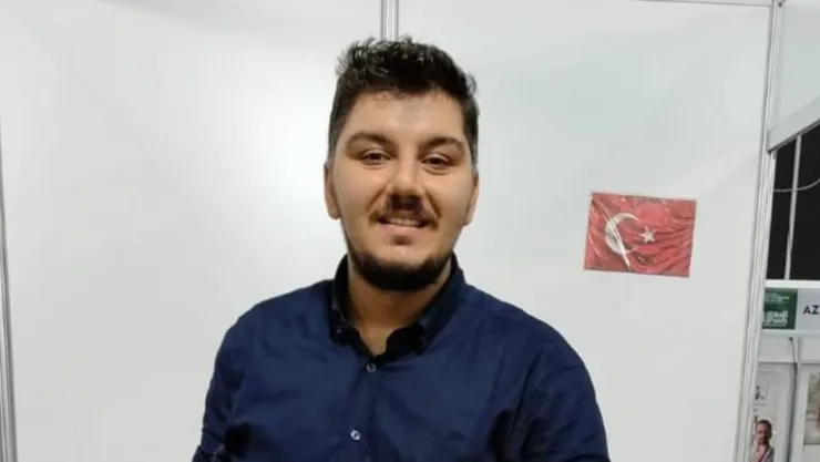 Berk Sayar Kitap Fuarı'nda okurlarıyla buluşuyor
