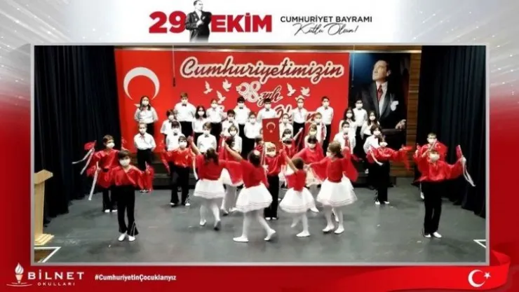 Bilnet'te Cumhuriyetimizin 98. yılı coşkuyla kutlandı