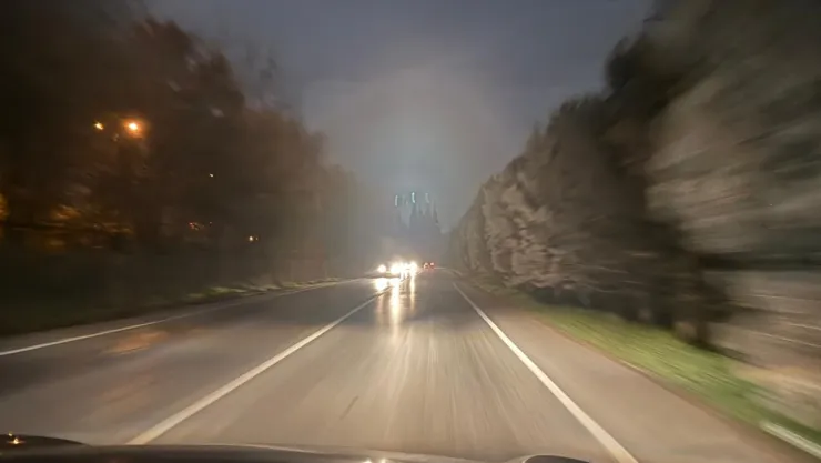 Bu cadde sürücüler için tehlike yaratıyor