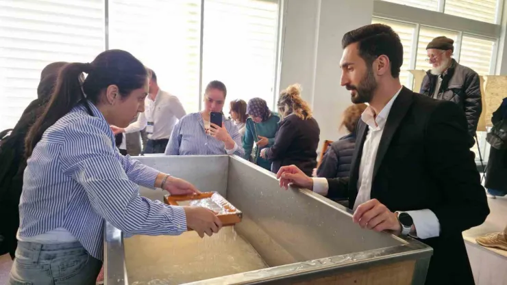 Bu etkinlikte kağıdın tarihi yolculuğu anlatıldı