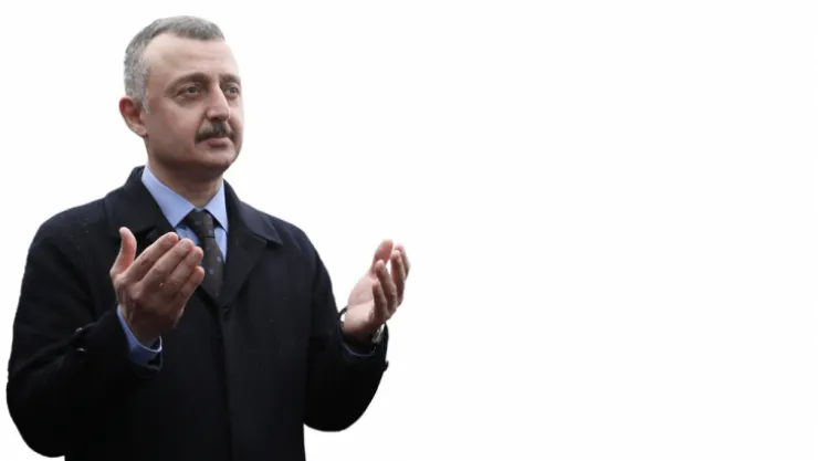 Büyükakın: Bu gecede ben değil 'Biz' olmanın mutluluğuna erelim