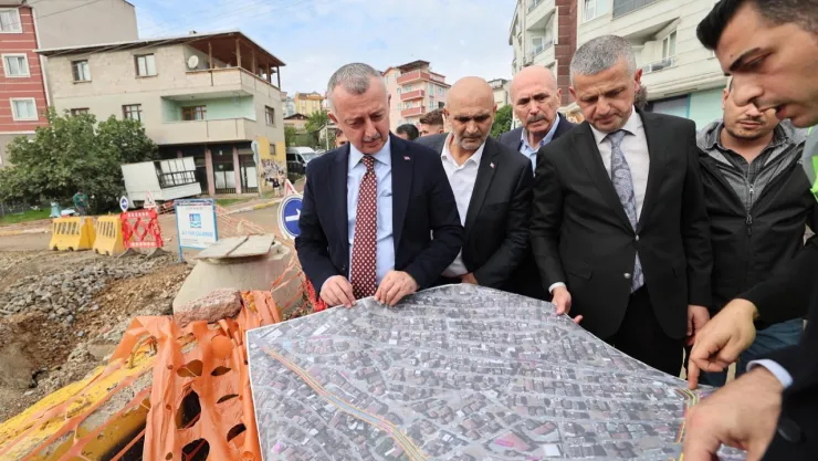 Büyükakın'dan Çayırova'da projelere yakın takip