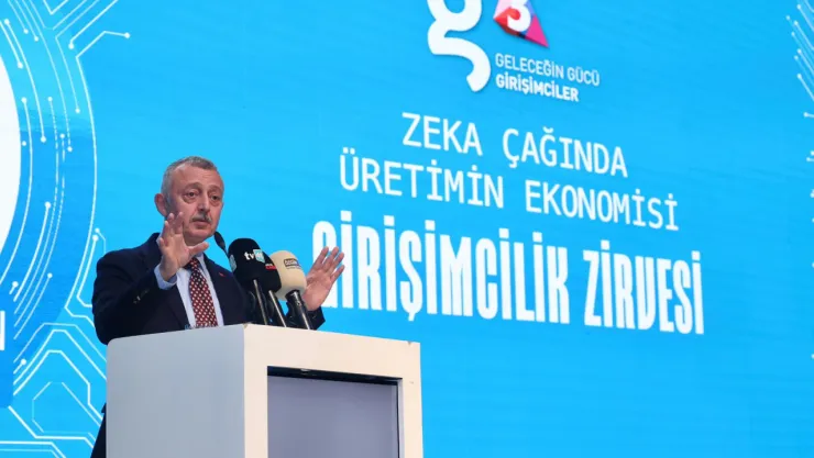 Büyükakın genç girişimcileri Kocaeli'ye davet etti