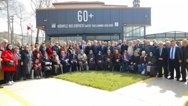 Büyükakın'ın beyannamesinde 60 yaş ve üstü unutulmadı