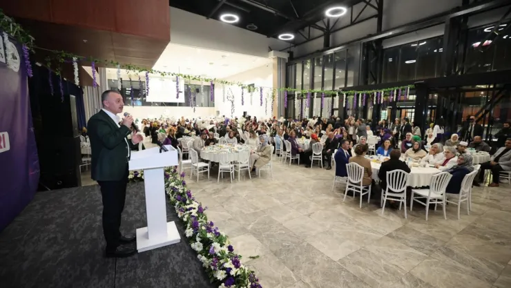 Büyükakın: Nesillere şekil veren öğretmenlersiniz