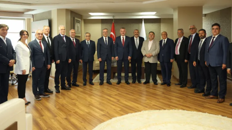 Büyükakın: Türkiye'nin geleceğine ışık tutuyorsunuz