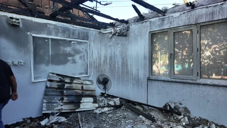 Büyükşehir'den evi yanan vatandaşa yardım eli
