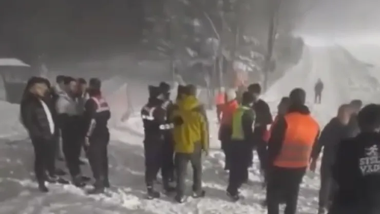 Kocaeli'de korkunç olay! 3 çalışan defalarca bıçaklandı