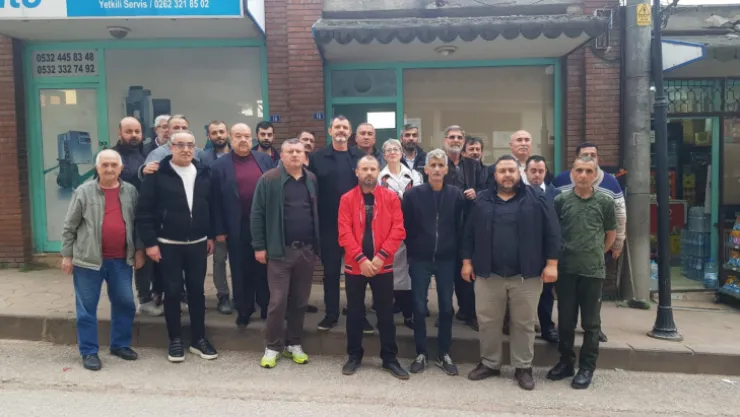 Cedit Mahallesi sakinleri muhtara isyan etti