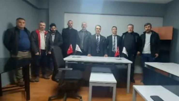 Cem Uzan, partimizin Cumhurbaşkanı adayıdır 