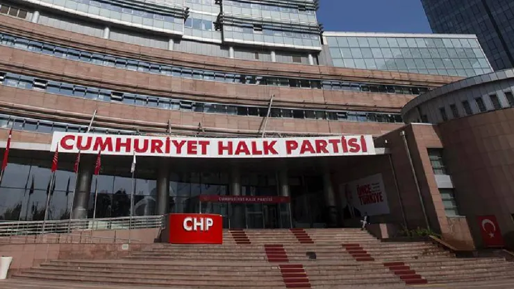 CHP'de 'kurultay davası' ertelendi
