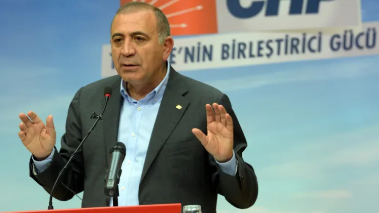CHP'den şok istifa!