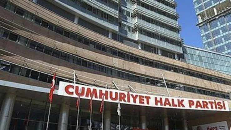 CHP eski Genel Başkanı entübe edildi