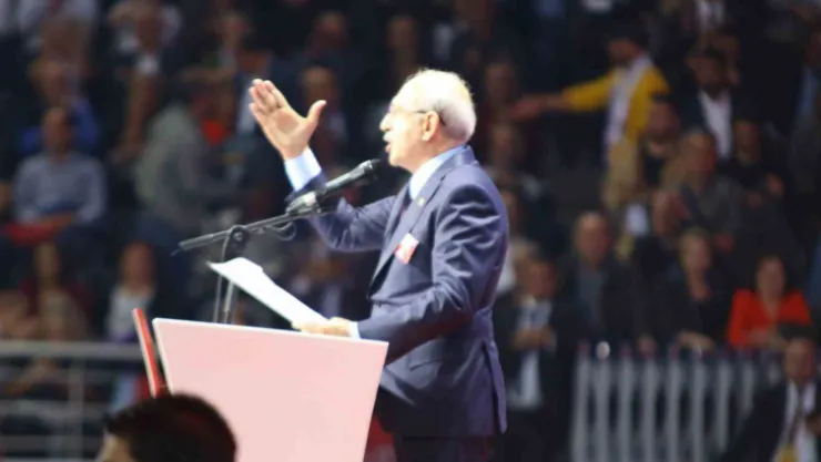 CHP Lideri Kılıçdaroğlu: Sırtımdaki hançerlerle seçime girmek zorunda kaldım