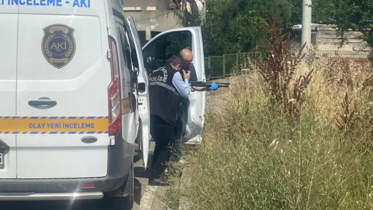 Çocuk parkında kan döküldü