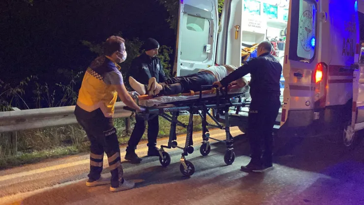 D-100'de gece yarısı zincirleme kaza: 4 yaralı